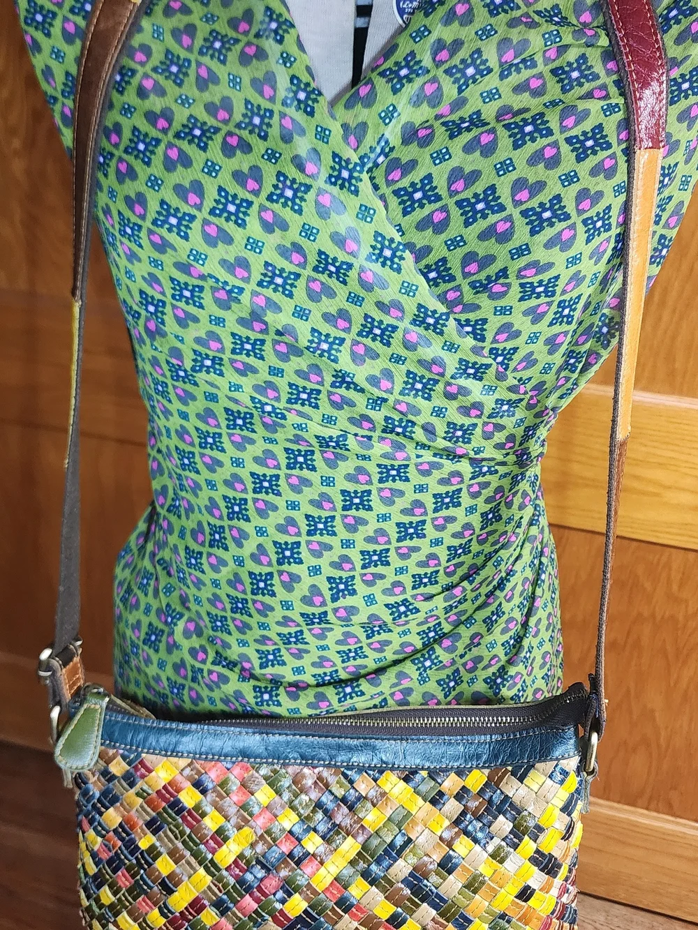 Handwoven Multicolor Leather Crossbody Bag - Stylish Women’s Shoulder Bag